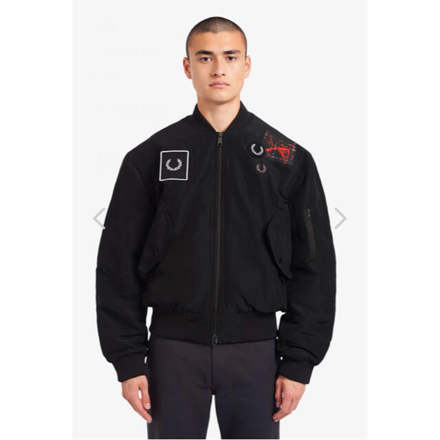FRED PERRY GRAPHIC APPLIQUE JACKET MA-1