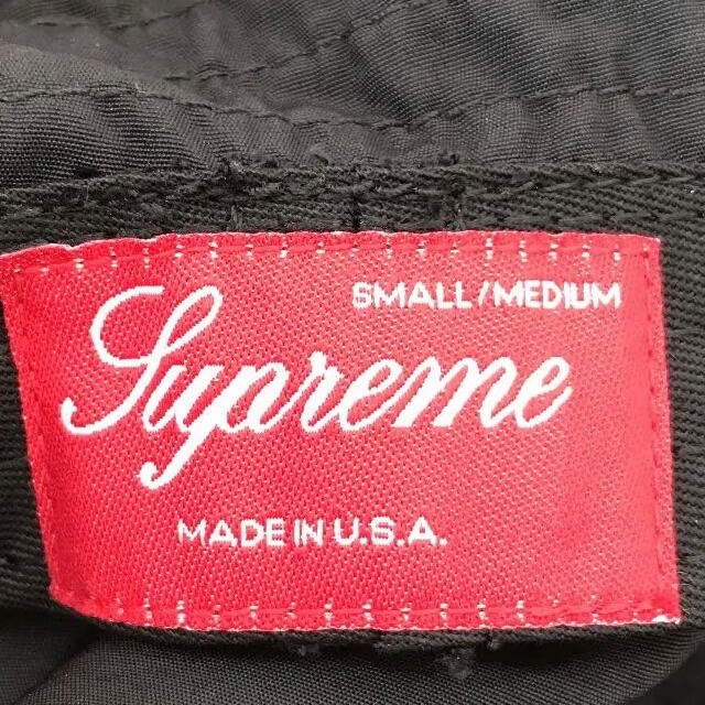 Supreme(シュプリーム)の試着のみ！supreme/シュプリームバケットハット（SMALL/MEDIUM） メンズの帽子(ハット)の商品写真