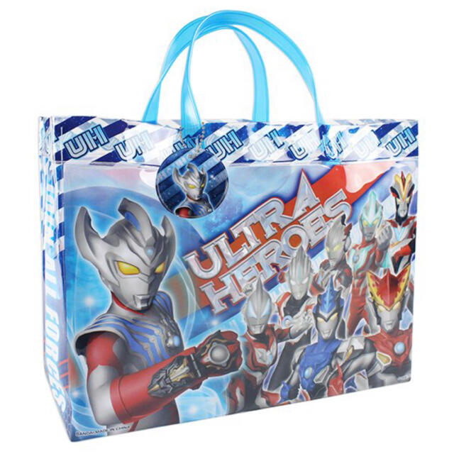 BANDAI(バンダイ)のプールバッグ　ウルトラヒーローズ　ビーチバッグ　マチあり キッズ/ベビー/マタニティのこども用バッグ(レッスンバッグ)の商品写真