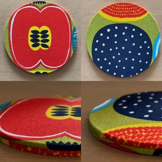 マリメッコ(marimekko)の値下げしました！マリメッコ コンポッティ コースター2枚セット カルトナージュ(インテリア雑貨)