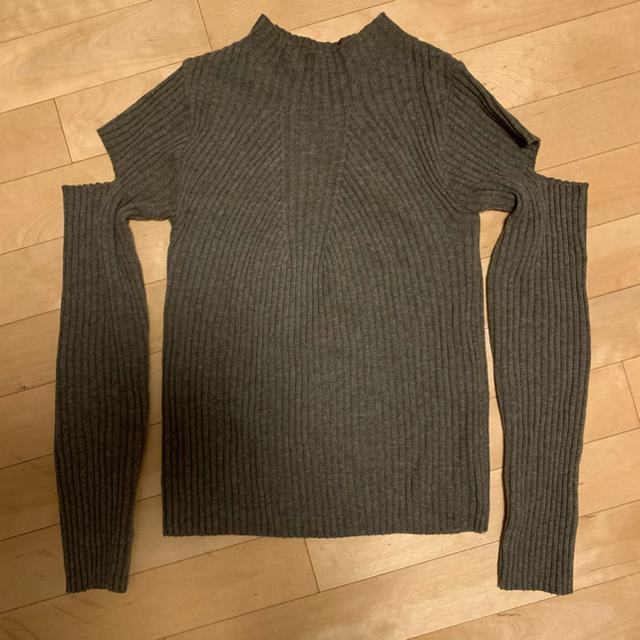 Ameri VINTAGE(アメリヴィンテージ)の【完売品】RANDEBOO Charm cut knit レディースのトップス(ニット/セーター)の商品写真