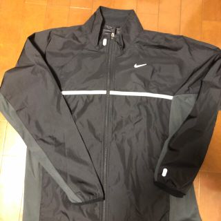 ナイキ(NIKE)のNIKEナイキ　ウインドブレーカー　　 XL(ウェア)