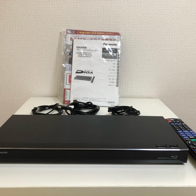 Panasonic(パナソニック)のPanasonic DIGA DMR-BRZ1010 スマホ/家電/カメラのテレビ/映像機器(ブルーレイレコーダー)の商品写真