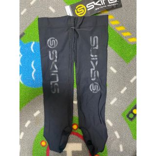 スキンズ(SKINS)のskins ふくらはぎ(パワーソックス) サイズS(トレーニング用品)