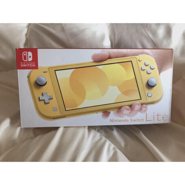 Nintendo Switch Light yellow 任天堂スイッチライトNintendo