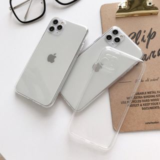 アイフォーン(iPhone)のスマホケース　iPhone12/iPhone12pro(スマートフォン本体)