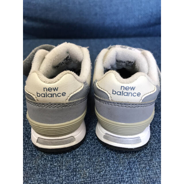 New Balance(ニューバランス)のニューバランススニーカー　グレー　12.5 キッズ/ベビー/マタニティのベビー靴/シューズ(~14cm)(スニーカー)の商品写真