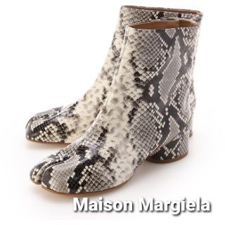 マルタンマルジェラ(Maison Martin Margiela)のMaison Margiela TABI　タビ　ブーツ　パイソン　日本未発売(ブーツ)