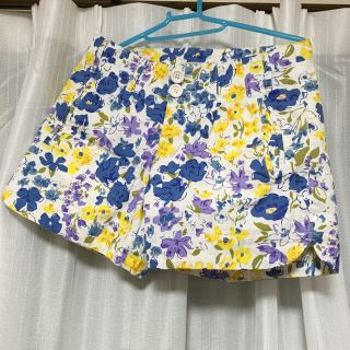 ローリーズファーム(LOWRYS FARM)のlowrys farm花柄ショートパンツ(ショートパンツ)