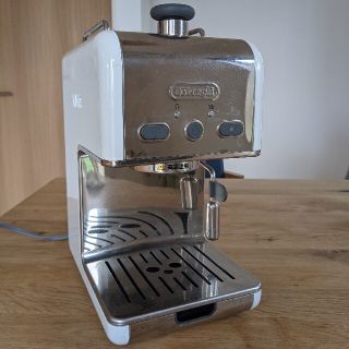 デロンギ(DeLonghi)のkMix デロンギ エスプレッソマシン(エスプレッソマシン)