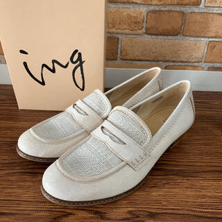 イング(ing)のing 白　ホワイト　パンプス　靴　新品　流行　24cm ローファー(ローファー/革靴)