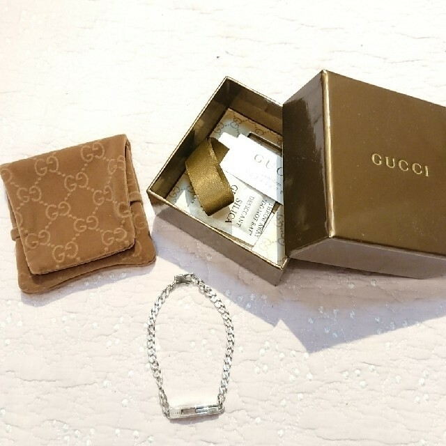 Gucci(グッチ)のたけし様専用☆お値下げ☆グッチ ブレスレット レディースのアクセサリー(ブレスレット/バングル)の商品写真