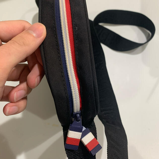 TOMMY HILFIGER(トミーヒルフィガー)のTOMMY HILFIGER ショルダーバッグ メンズのバッグ(ショルダーバッグ)の商品写真