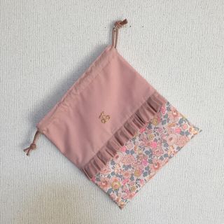 【専用です】   ベッツィ バーバパパ 巾着1点  さくらんぼ刺繍巾着2点(外出用品)