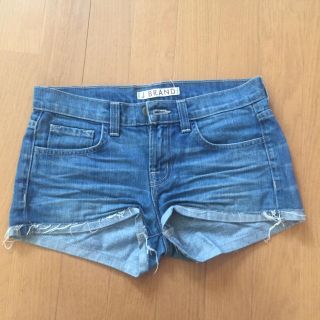 ジェイブランド(J BRAND)のJ brand ショートパンツ 25 インディゴ 美品(ショートパンツ)