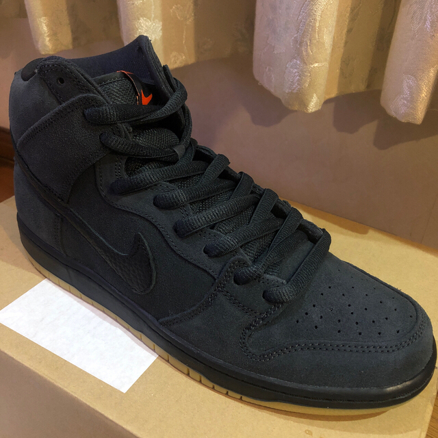 NIKE(ナイキ)のNIKE SB DUNK ORANGE LABEL DARK GREY 27.5 メンズの靴/シューズ(スニーカー)の商品写真