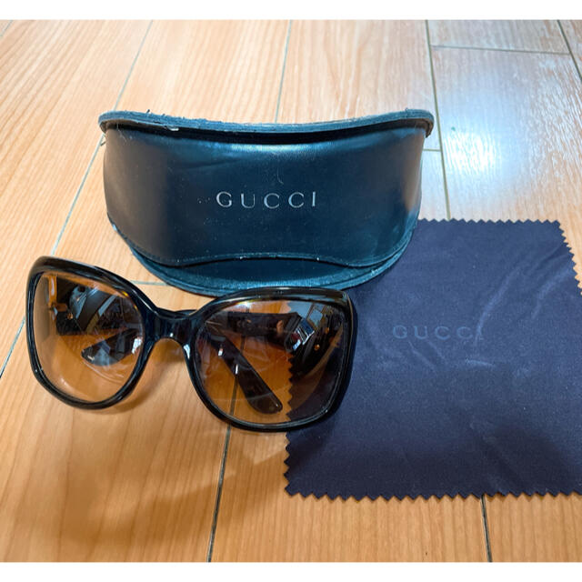 Gucci(グッチ)の【GUCCI】グッチ サングラス レディースのファッション小物(サングラス/メガネ)の商品写真