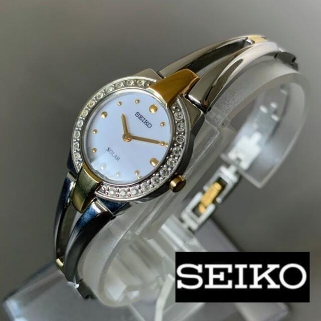 【新品】スワロフスキーダイヤ★セイコー ソーラー SEIKO レディース腕時計ホワイトケースバンドカラー