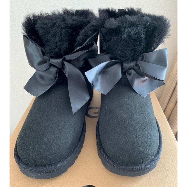 ◆新品未使用◆UGG W GITA  BOW MINI◆BLACK 6 23㎝