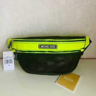 マイケルコース(Michael Kors)の新品❣️タグ付き❣️マイケルコース ボディ／ウエストバッグ(ボディバッグ/ウエストポーチ)