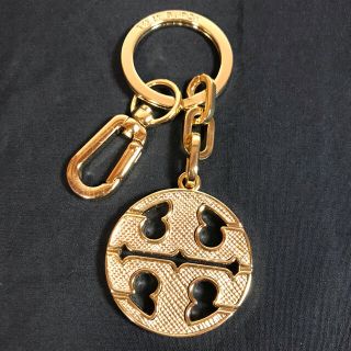 トリーバーチ(Tory Burch)の【TORY BURCH トリーバーチ】中古　キーホルダー　金　ゴールド(キーホルダー)