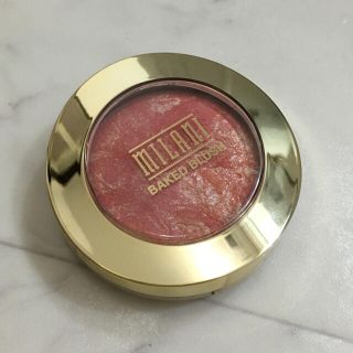 MILANI ベイクドパウダーブラッシュ(チーク)