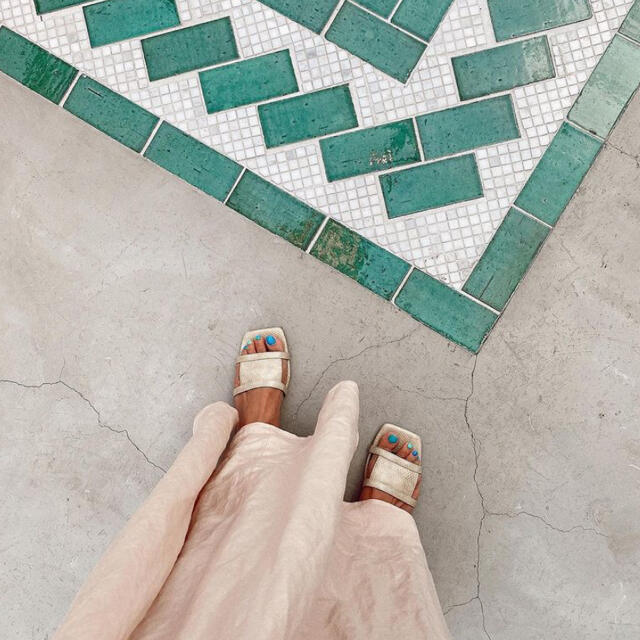 ALEXIA STAM(アリシアスタン)のALEXIA STAM Flat Square Toe Sandals サンダル レディースの靴/シューズ(サンダル)の商品写真