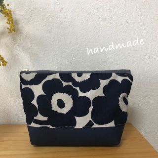 マリメッコ(marimekko)のmarimekko ハンドメイドポーチ ウニッコ柄(ポーチ)