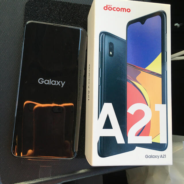 Galaxy(ギャラクシー)のGALAXY A21  black SIMロック解除済 スマホ/家電/カメラのスマートフォン/携帯電話(スマートフォン本体)の商品写真