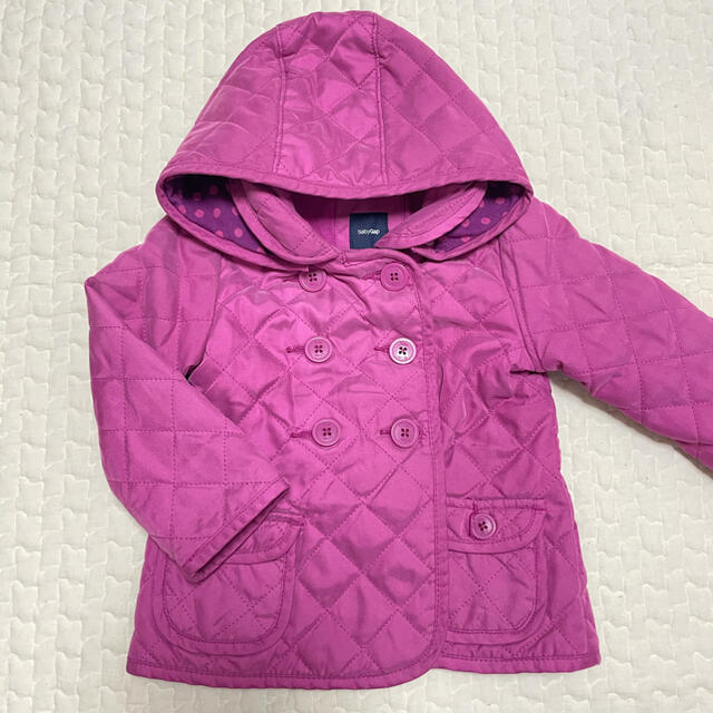 babyGAP(ベビーギャップ)のbabyGap キルティングブルゾン　90 キッズ/ベビー/マタニティのキッズ服女の子用(90cm~)(ジャケット/上着)の商品写真