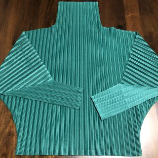 プリーツプリーズイッセイミヤケ(PLEATS PLEASE ISSEY MIYAKE)の専用様★プリーツプリーズ　イッセイミヤケ　リブプリーツ(カットソー(長袖/七分))