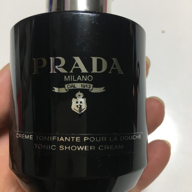 PRADA(プラダ)のプラダ　オム　シャワークリーム コスメ/美容のボディケア(ボディクリーム)の商品写真