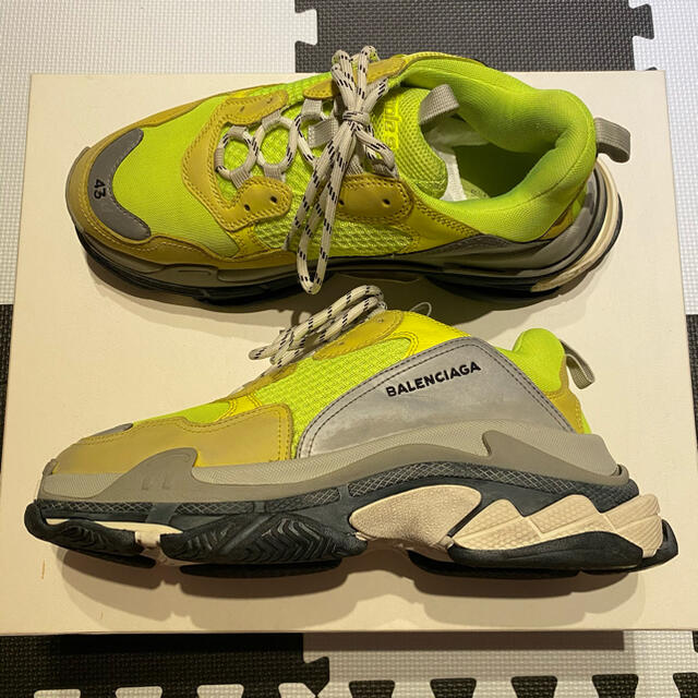 極美品 "BALENCIAGA TripleS"(Neon Yellow) 43 1