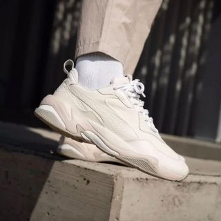 プーマ(PUMA)のPUMA プーマ サンダーデザート ベージュ ホワイト ダットスニーカー(スニーカー)