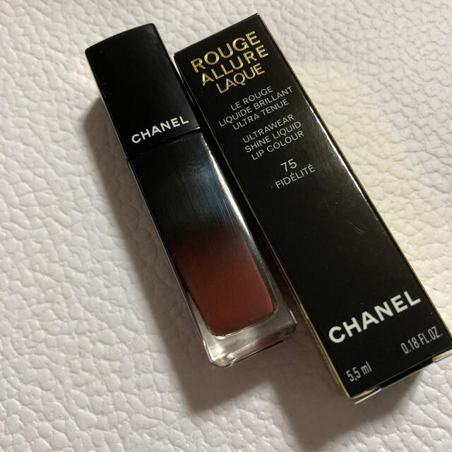 CHANEL(シャネル)のルージュアリュールラック75 コスメ/美容のベースメイク/化粧品(口紅)の商品写真
