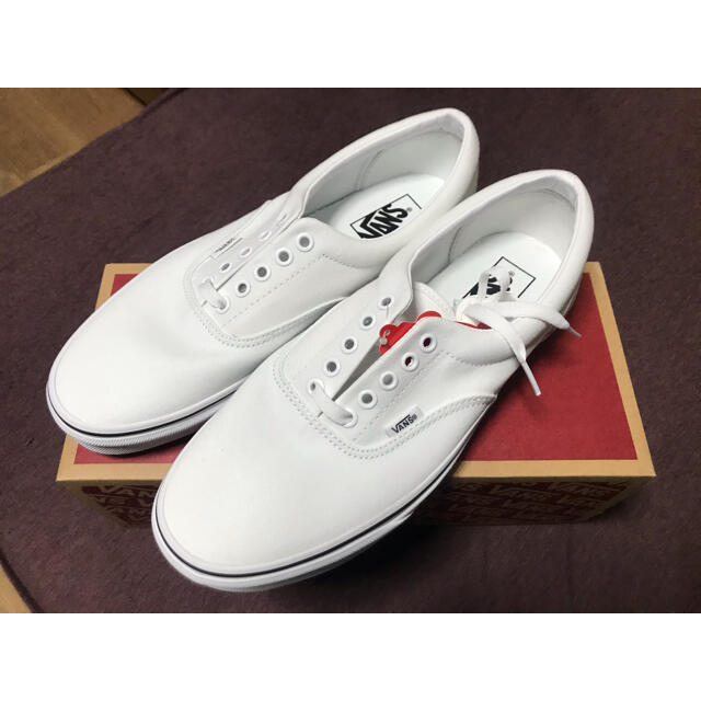 VANS(ヴァンズ)のVANS VN-0EWZW00 ERA TRUE WHITE 28cm メンズの靴/シューズ(スニーカー)の商品写真