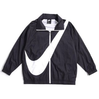 ナイキ(NIKE)の新品未使用 NIKE ビッグスウッシュ ジャケット 定価12100円 (ナイロンジャケット)