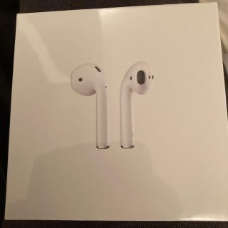 アップル(Apple)の国内正規品　AirPods イヤホン(ヘッドフォン/イヤフォン)