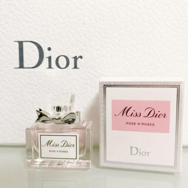 Christian Dior(クリスチャンディオール)の新品 Dior ミスディオール  ローズ&ローズ 5ml コスメ/美容の香水(香水(女性用))の商品写真