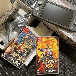 ニンテンドースイッチ(Nintendo Switch)のSwitchLiteグレー&三国志14、信長の野望大志パワーアップキット(家庭用ゲーム機本体)