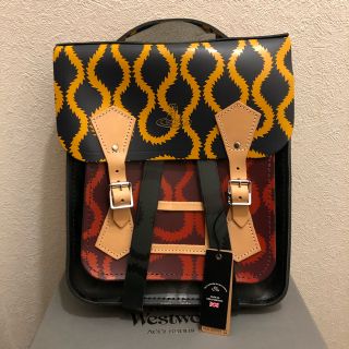 Vivienne Westwood - サッチェルコラボ スクイグル リュックの通販|ラクマ