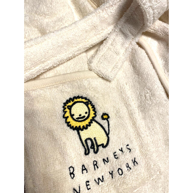 BARNEYS NEW YORK(バーニーズニューヨーク)のバーニーズニューヨーク　ベビー　オーガニックコットンバスローブ キッズ/ベビー/マタニティのベビー服(~85cm)(バスローブ)の商品写真