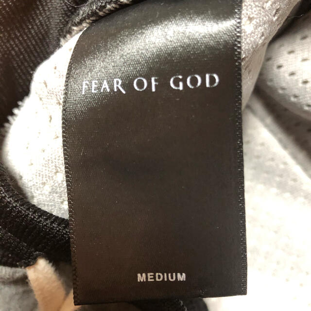 FEAR OF GOD(フィアオブゴッド)のチャッキー様　FEAR OF GOD  5th 半パン M メンズのパンツ(ショートパンツ)の商品写真