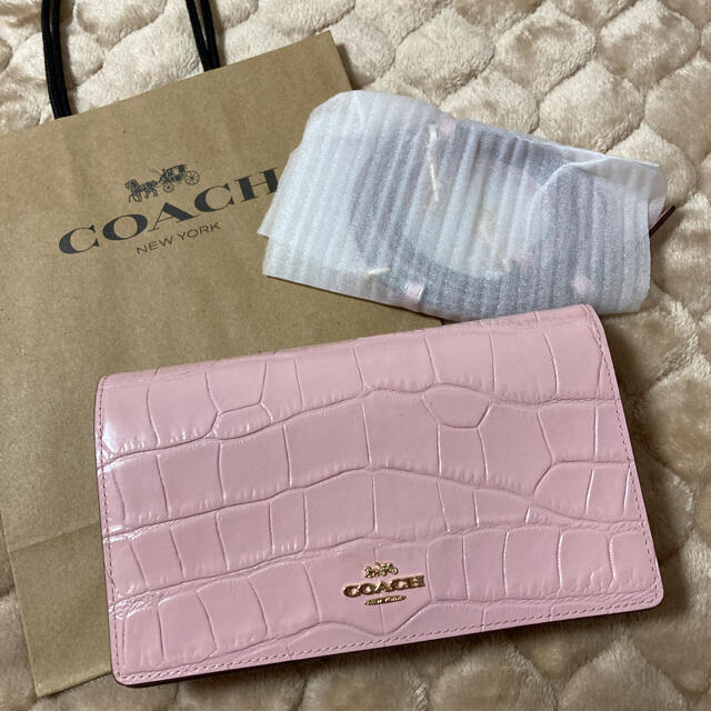 COACH(コーチ)のcoach コーチ　正規品　新品　ショルダーウォレット　長財布　クラッチ　クロコ レディースのファッション小物(財布)の商品写真