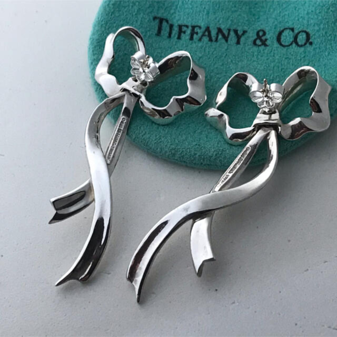 Tiffany & Co. - Tiffany ボリュームロングリボンピアス 希少の Tiffany & Co. - Tiffany ボリュームロングリボンピアス 希少の