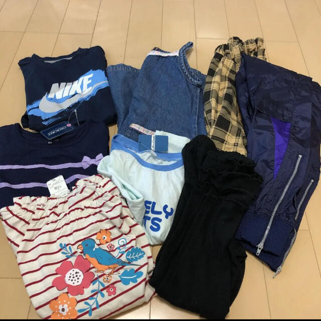 NIKE(ナイキ)の★処分価格★子供服 130サイズ まとめ売りセット 春夏物 キッズ/ベビー/マタニティのキッズ服女の子用(90cm~)(その他)の商品写真