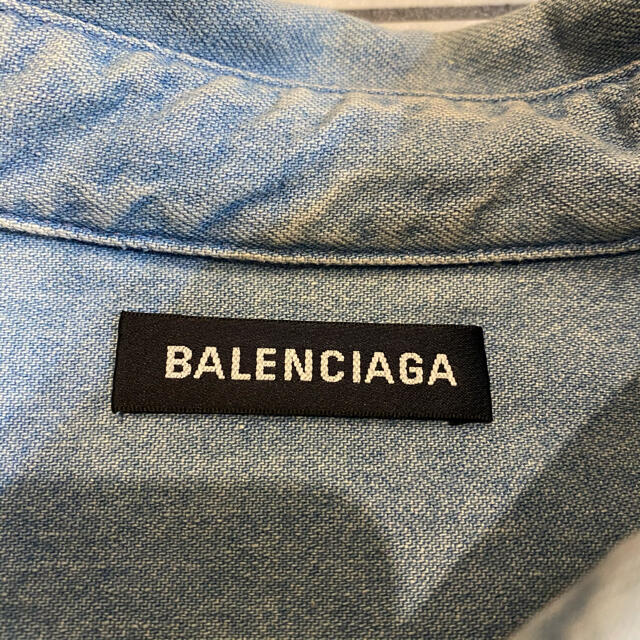 Balenciaga(バレンシアガ)の【最安値】BALENCIAGA バレンシアガ デニムシャツ　37 メンズのトップス(シャツ)の商品写真