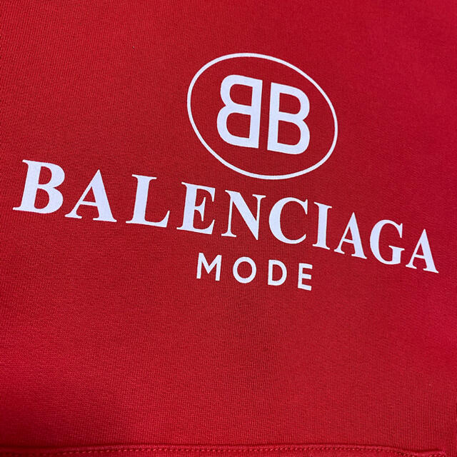 Balenciaga パーカー Sの通販 by ・・55｜バレンシアガならラクマ - BALENCIAGA バレンシアガ 得価格安