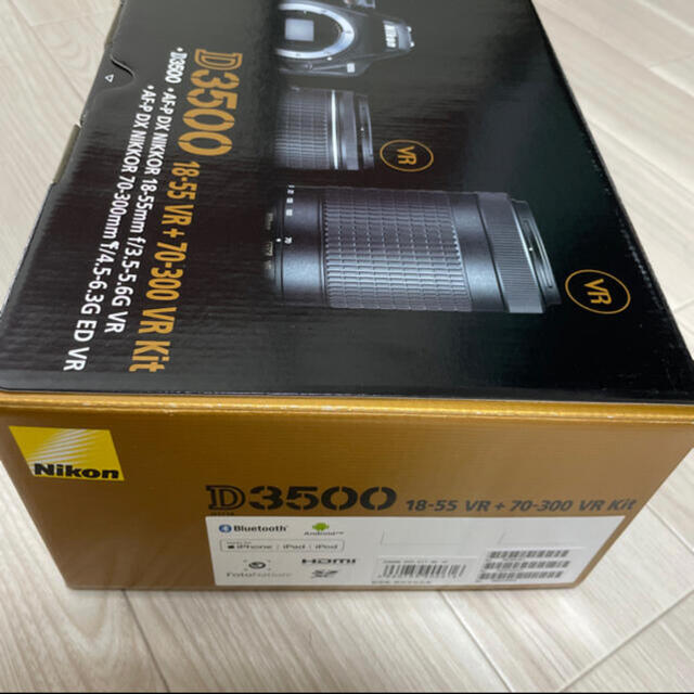 Nikon(ニコン)の【新品未開封】Nikon D3500 ダブルズームキット スマホ/家電/カメラのカメラ(デジタル一眼)の商品写真