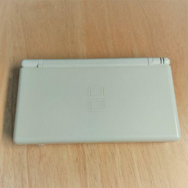 ニンテンドーDS(ニンテンドーDS)の🎮DS lite（本体のみ） エンタメ/ホビーのゲームソフト/ゲーム機本体(携帯用ゲーム機本体)の商品写真